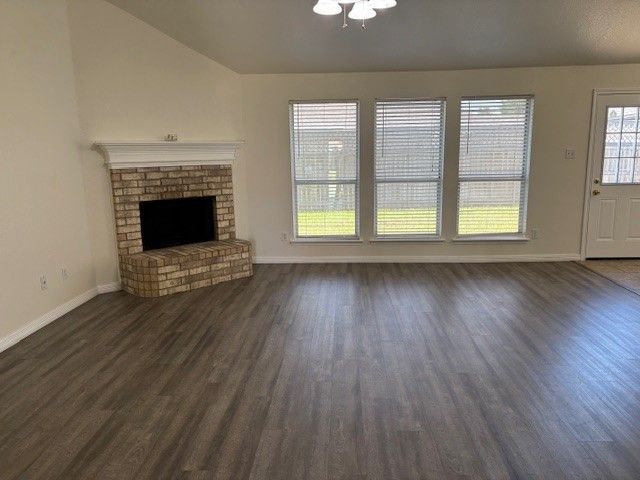 557 Marybeth Drive, Burleson, TX 76028