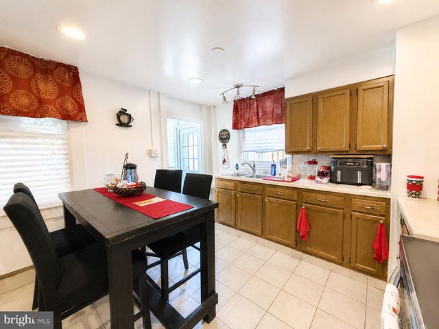 825 MARYLAND AVE, York, PA 17404