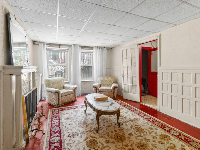 16 Virginia Place, New York City, NY 11213