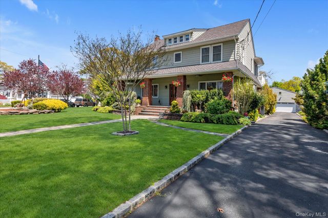 725 Scranton Avenue, East Rockaway, NY 11518