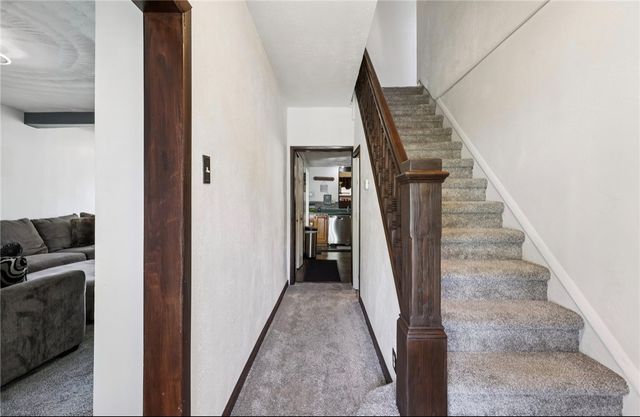 349 Franklin Ave, Applewold Boro, PA 16201