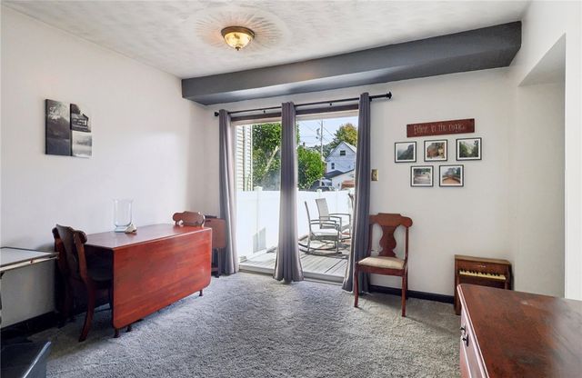 349 Franklin Ave, Applewold Boro, PA 16201