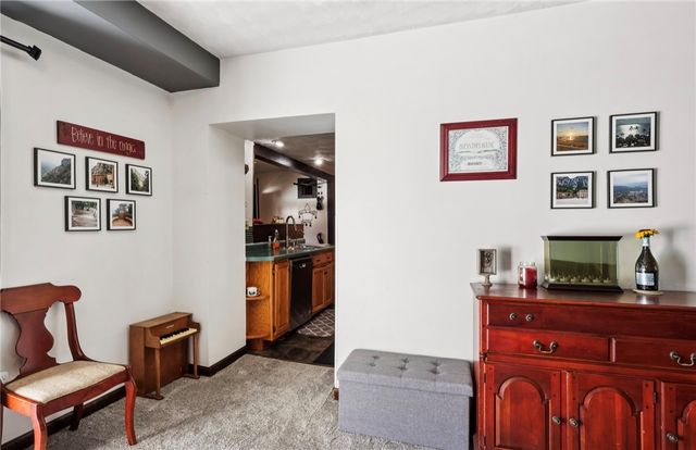 349 Franklin Ave, Applewold Boro, PA 16201