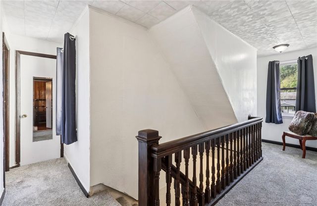 349 Franklin Ave, Applewold Boro, PA 16201