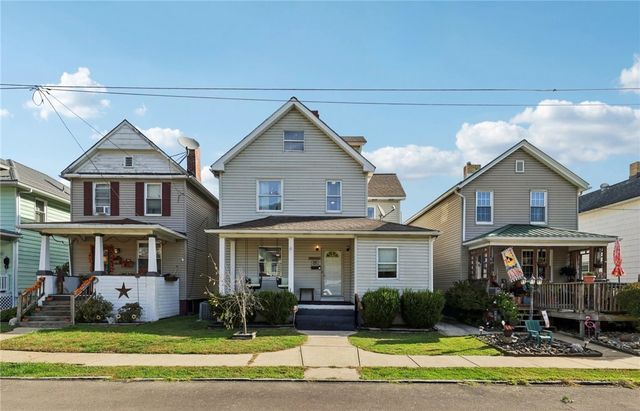 349 Franklin Ave, Applewold Boro, PA 16201
