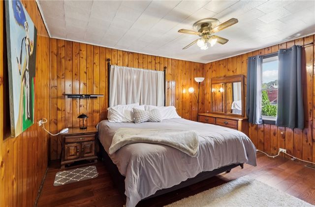 349 Franklin Ave, Applewold Boro, PA 16201