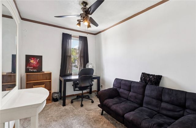 349 Franklin Ave, Applewold Boro, PA 16201