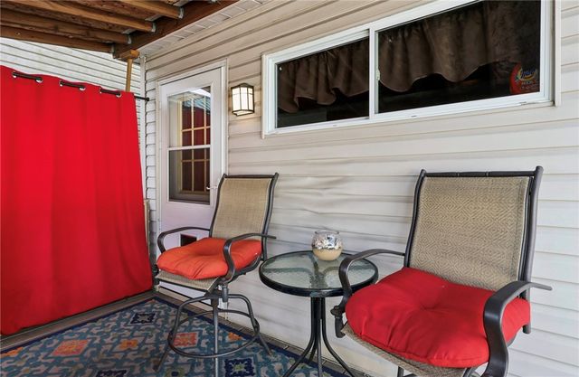 349 Franklin Ave, Applewold Boro, PA 16201