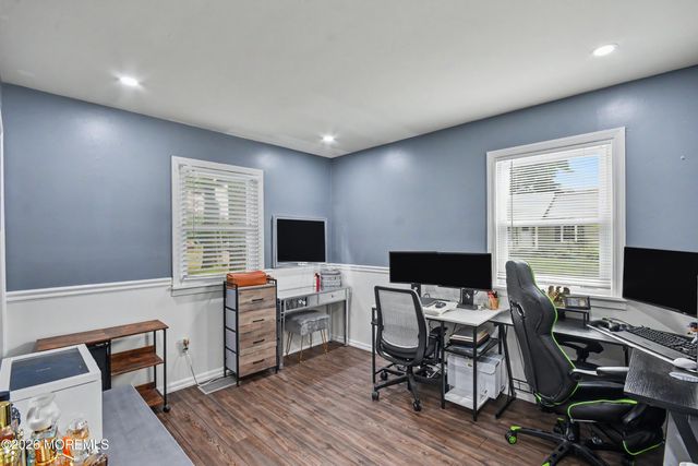 1930 Ravenwood Drive, Toms River, NJ 08753