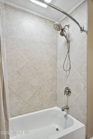 1930 Ravenwood Drive, Toms River, NJ 08753