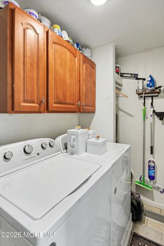 1930 Ravenwood Drive, Toms River, NJ 08753