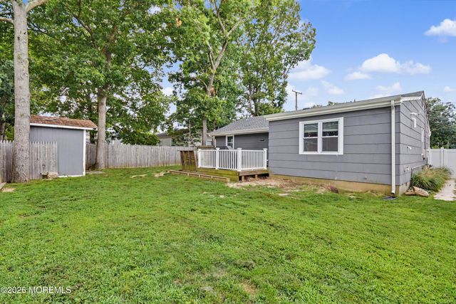 1930 Ravenwood Drive, Toms River, NJ 08753