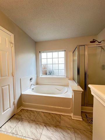 5059 Thornton Drive, Summerville, SC 29485