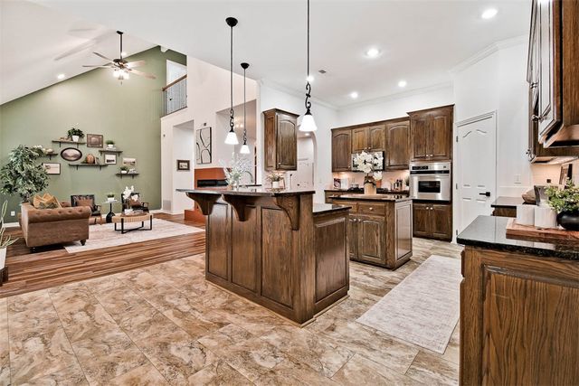 408 S Wyman Road, Fayetteville, AR 72701