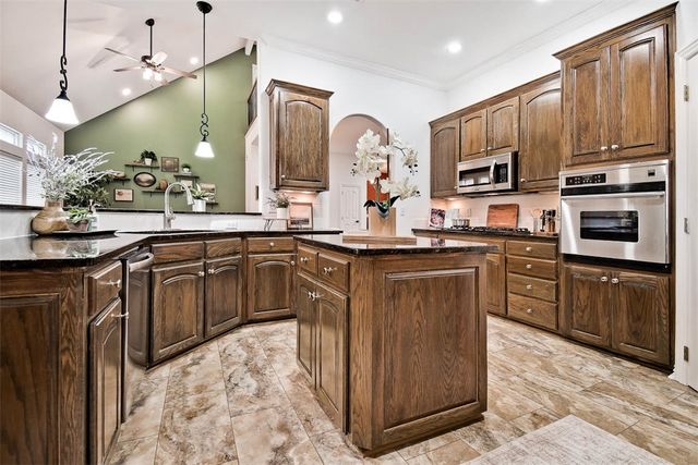 408 S Wyman Road, Fayetteville, AR 72701