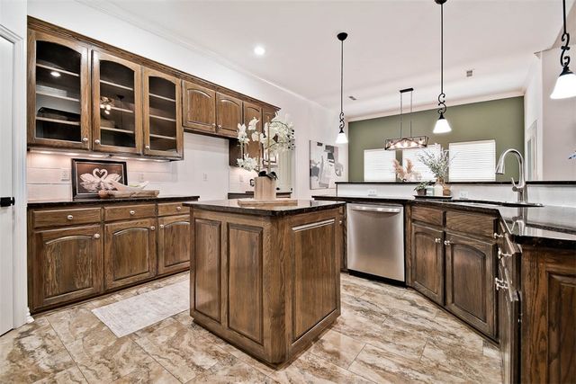 408 S Wyman Road, Fayetteville, AR 72701