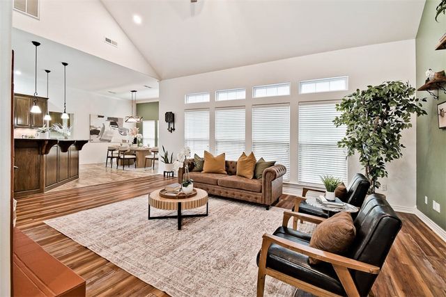 408 S Wyman Road, Fayetteville, AR 72701