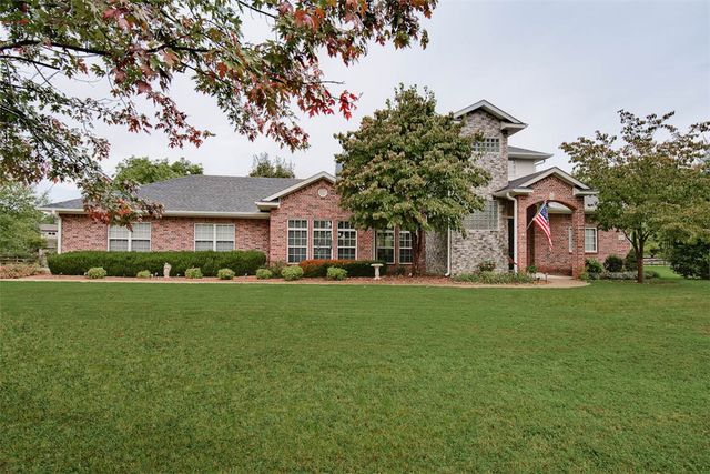 408 S Wyman Road, Fayetteville, AR 72701