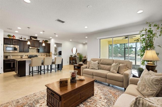 329 ALICANTE COURT, Davenport, FL 33837