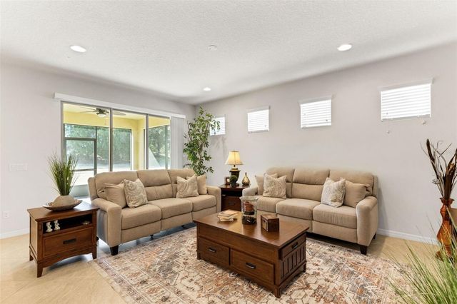 329 ALICANTE COURT, Davenport, FL 33837