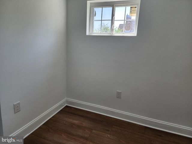 3047 DOUGLAS ST NE, Washington, DC 20018