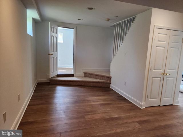 3047 DOUGLAS ST NE, Washington, DC 20018