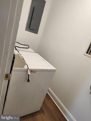 3047 DOUGLAS ST NE, Washington, DC 20018