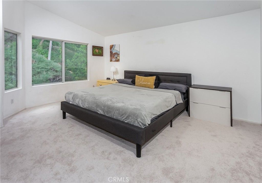 Image 13 of property listing at 7221 Bouquet Drive, West Hills, CA 91307