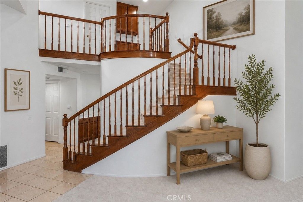 Image 3 of property listing at 7221 Bouquet Drive, West Hills, CA 91307
