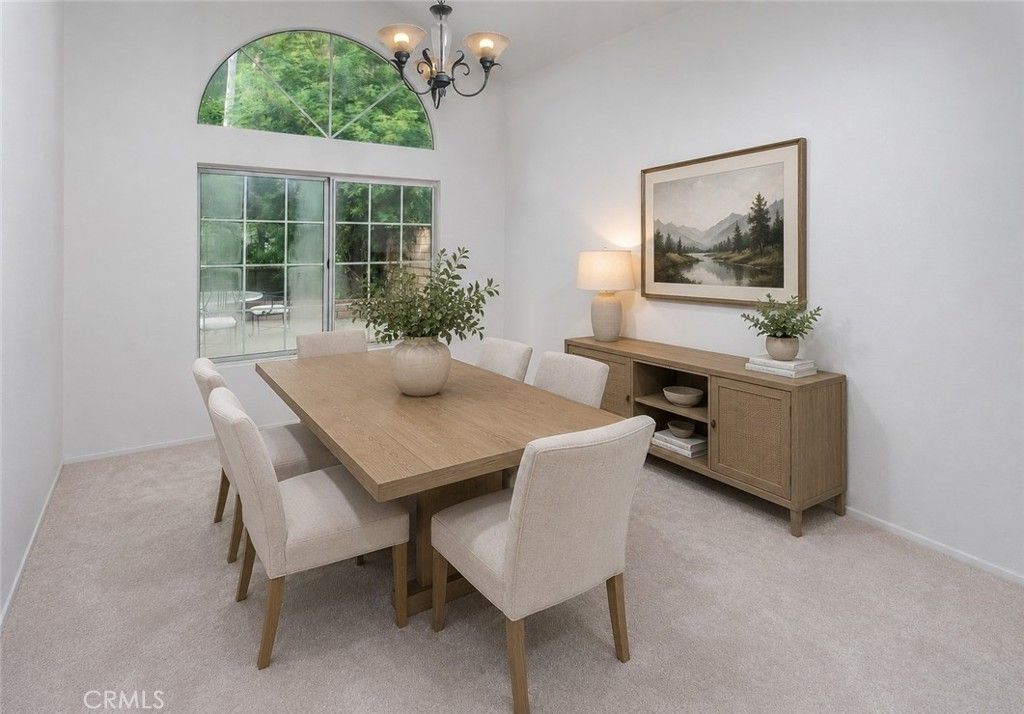 Image 9 of property listing at 7221 Bouquet Drive, West Hills, CA 91307