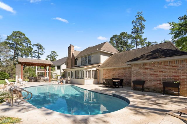 37 Doe Run Drive, The Woodlands, TX 77380