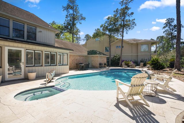 37 Doe Run Drive, The Woodlands, TX 77380