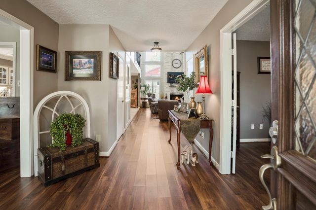 37 Doe Run Drive, The Woodlands, TX 77380