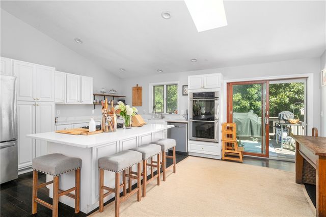 32 Old Reservoir Road, Cumberland, RI 02864