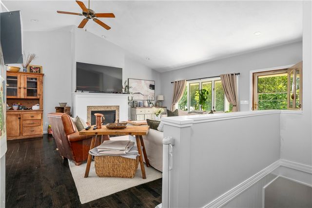 32 Old Reservoir Road, Cumberland, RI 02864
