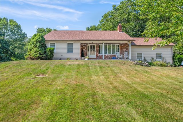 32 Old Reservoir Road, Cumberland, RI 02864