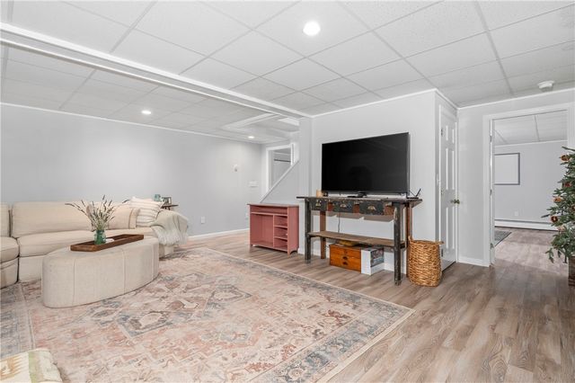 32 Old Reservoir Road, Cumberland, RI 02864