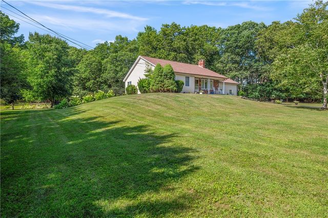 32 Old Reservoir Road, Cumberland, RI 02864
