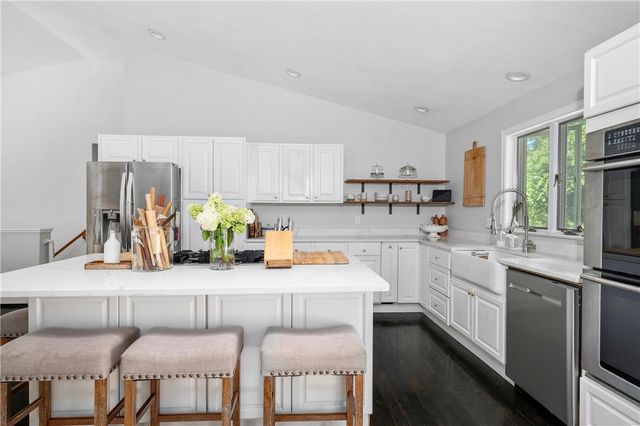 32 Old Reservoir Road, Cumberland, RI 02864