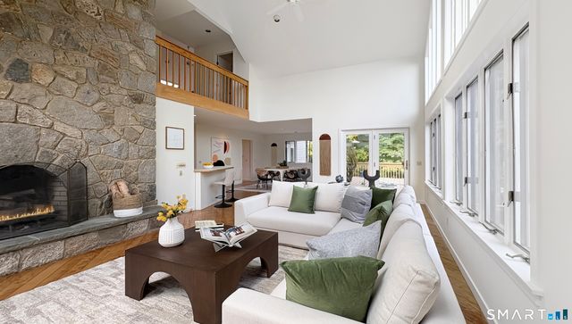 11 Soundview Farm, Weston, CT 06883