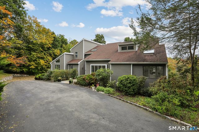 11 Soundview Farm, Weston, CT 06883