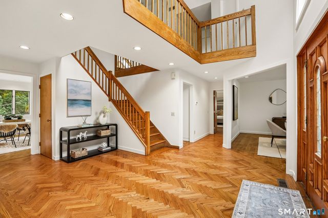 11 Soundview Farm, Weston, CT 06883