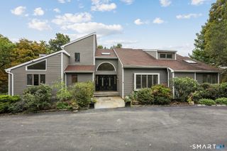 11 Soundview Farm, Weston, CT 06883
