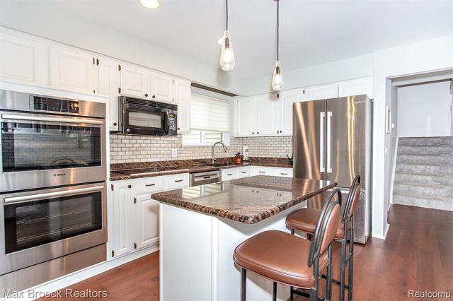19780 Butternut Lane, Southfield, MI 48076