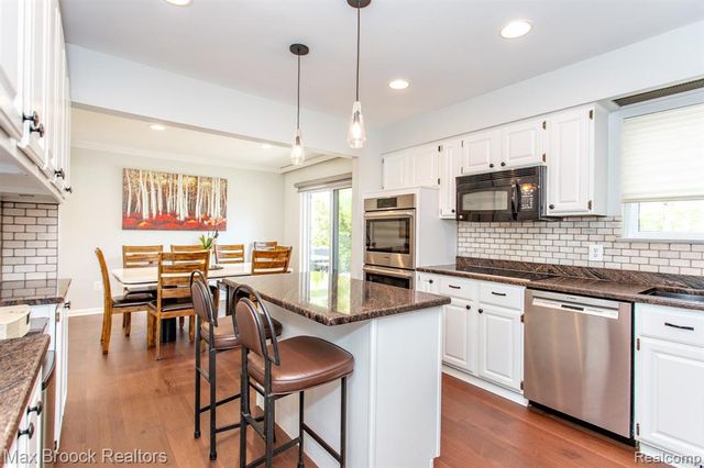 19780 Butternut Lane, Southfield, MI 48076