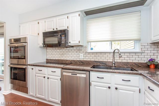 19780 Butternut Lane, Southfield, MI 48076