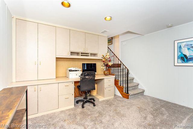 19780 Butternut Lane, Southfield, MI 48076