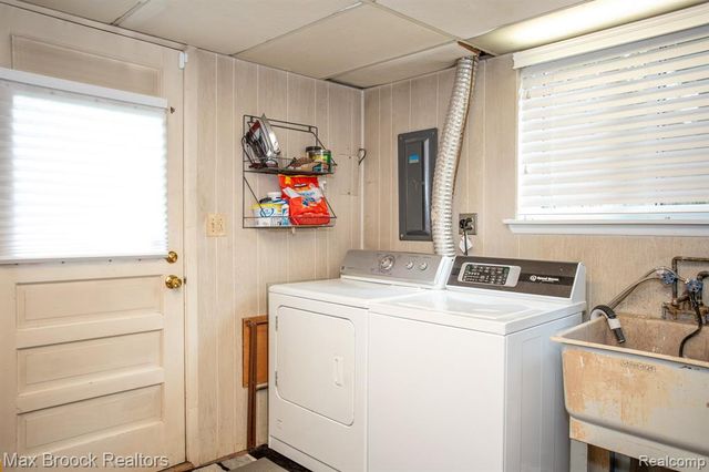 19780 Butternut Lane, Southfield, MI 48076