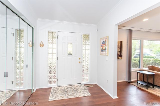 19780 Butternut Lane, Southfield, MI 48076