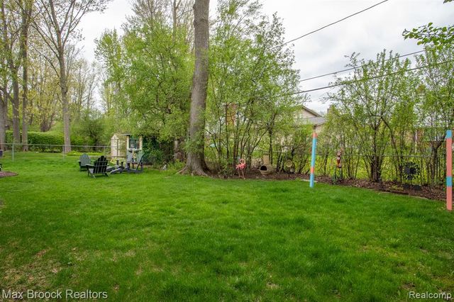19780 Butternut Lane, Southfield, MI 48076